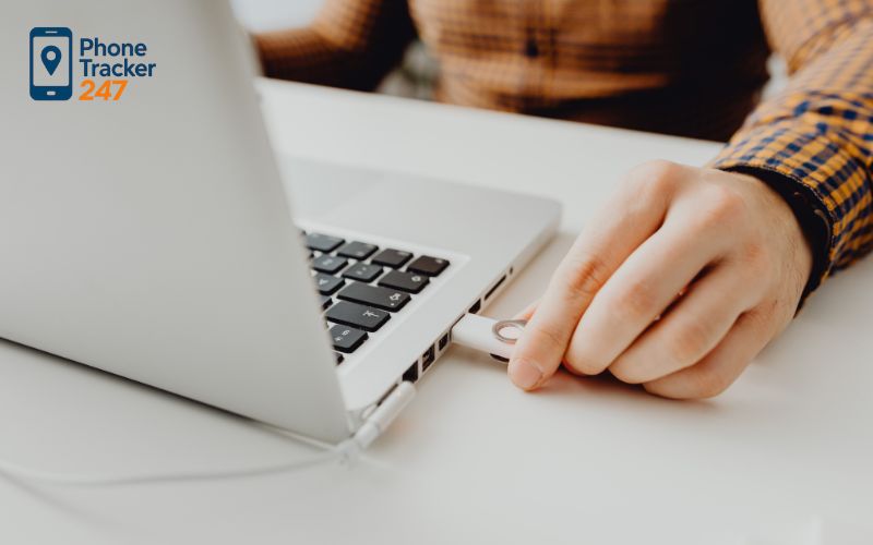 Software vs. Hardware Keystroke Recorders